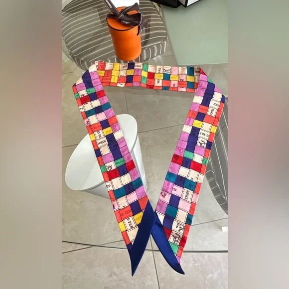 NIB HERMES Silk Bolduc Au Carre Twilly Corail Jaune Multicolor - Picture 2 of 13